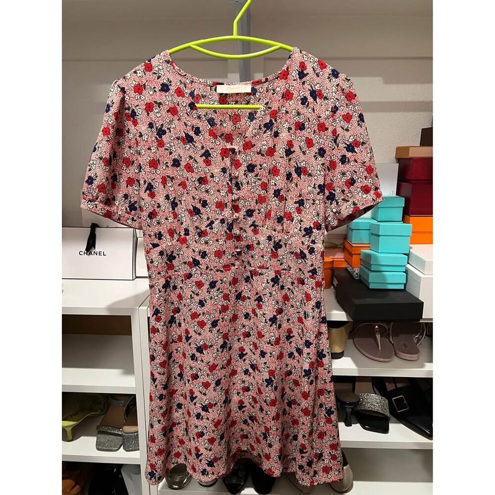 Flora short sleeve dress size small